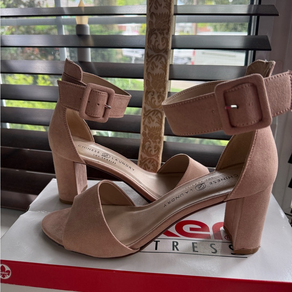 Chinese Laundry Pink Block Heel Sandals